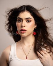 Playful Actress Riva Arora in a White Cherry Print Crop Top and Blue Baggy Denim Jeans Photos 05 Playful Actress Riva Arora in a White Cherry Print Crop Top and Blue Baggy Denim Jeans Photos 05