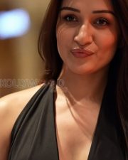 Sultry Shefali Bagga Cleavage in a Black Deep V Neck Halter Top Photos 04