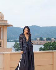 Swara Bhaskar Glamorous Cleavage Photo 01 Swara Bhaskar Glamorous Cleavage Photo 01