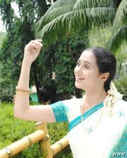 Devayani In Kodi Mullai Tv Serial Photos 08 Devayani In Kodi Mullai Tv Serial Photos 08