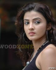 Vivid Actress Suhasi Dhami in a Black Sleeveless Top with Multi Strand Necklace Photos 205 Vivid Actress Suhasi Dhami in a Black Sleeveless Top with Multi Strand Necklace Photos 205