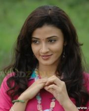 Vivid Actress Suhasi Dhami in a Pink Embroidered Kurta with Tiered Skirt Photos 15 Vivid Actress Suhasi Dhami in a Pink Embroidered Kurta with Tiered Skirt Photos 15