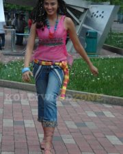 Vivid Actress Suhasi Dhami in a Pink Sleeveless Kurta with Embroidered Capri Jeans and Box Braids Photos 179 Vivid Actress Suhasi Dhami in a Pink Sleeveless Kurta with Embroidered Capri Jeans and Box Braids Photos 179